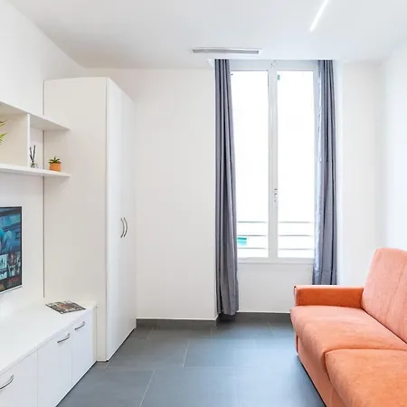 Colours & Apartment *