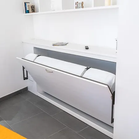 דירה Colours & *