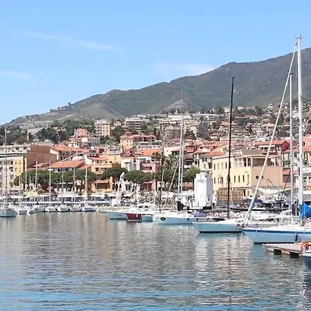 Colours Apartments&rooms Appartement *