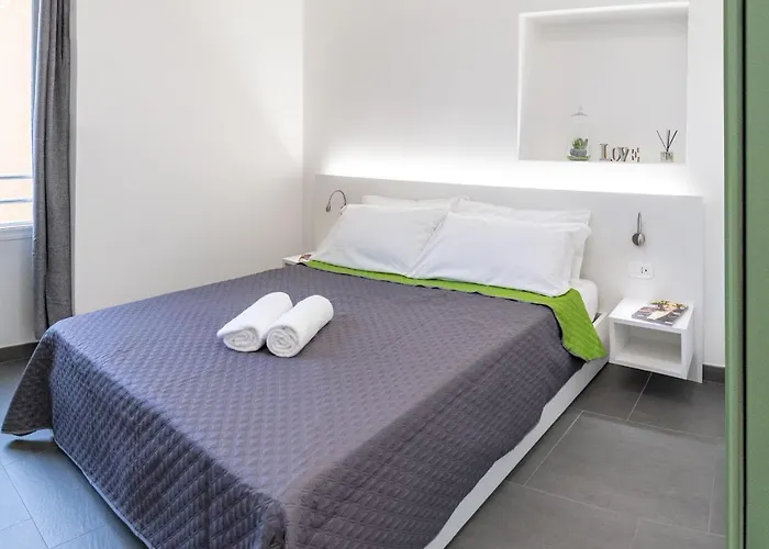 Apartment Colours & *